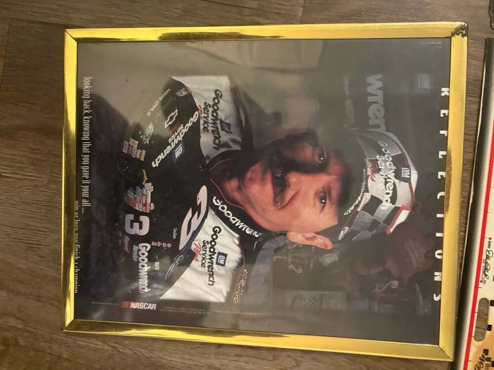 Dale Earnhardt NASCAR Collectible Lot Framed Photos , notebook and License Plate - Picture 4 of 9